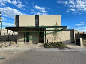 Casa en Venta en El Campanario Querétaro