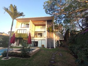 Casa en Venta en Burgos Bugambilias Temixco