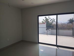 Casa en Venta en Burgos Bugambilias Temixco