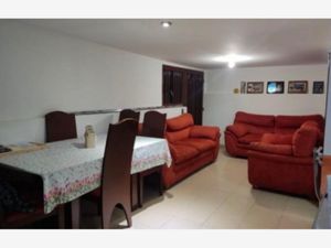 Casa en Venta en Nueva Ixtacala Tlalnepantla de Baz