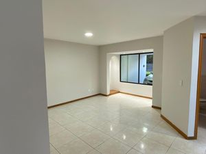 Casa en Venta en Arbolada Bosques de Santa Anita Tlajomulco de Zúñiga