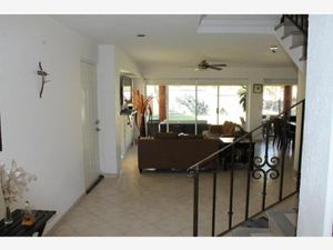 Casa en Venta en Burgos Bugambilias Temixco