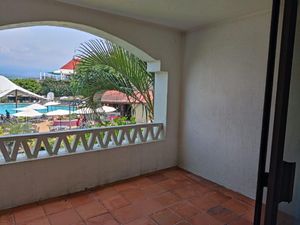 Departamento en Renta en Burgos Temixco