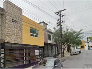 Casa en Venta en Valle de las Cumbres Segundo Sector Monterrey