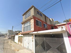 Casa en Venta en Fuentes del Valle Tultitlán