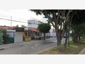 Casa en Venta en Jardines Del Valle Zapopan