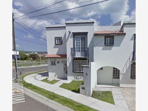 Casa en Venta en Lomas del Mirador Corregidora