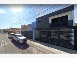 Casa en Venta en Los Arrayanes Guadalajara