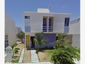 Casa en Venta en Villas Riviera Solidaridad