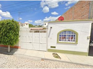 Casa en Venta en Granjas Banthi San Juan del Río