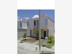 Casa en Venta en Villas Riviera Solidaridad