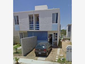 Casa en Venta en Villas Riviera Solidaridad