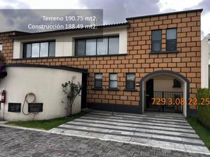 Casa en Venta en Santa Cecilia Metepec