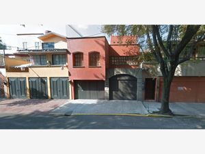 Casa en Venta en Del Carmen Coyoacán