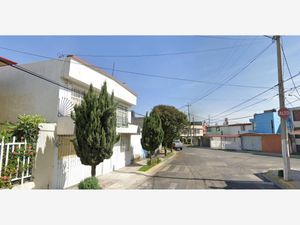 Casa en Venta en Unidad Victoria Toluca