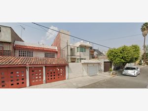 Casa en Venta en Valle de Aragón 3ra Sección Oriente Ecatepec de Morelos