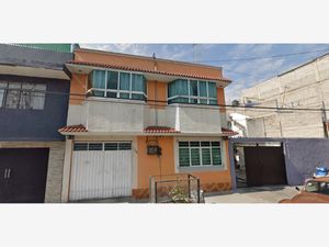 Casa en Venta en Las Aguilas Nezahualcóyotl