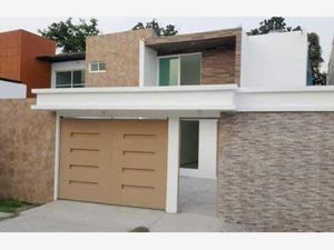 Casa en Venta en Otilio Montaño Cuautla