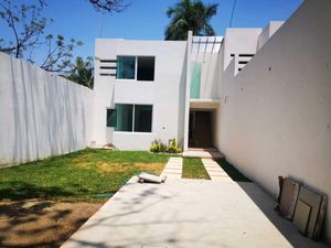 Casa en Venta en Otilio Montaño Cuautla