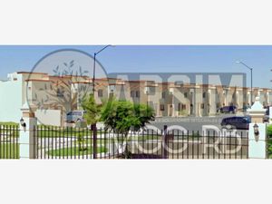 Casa en Venta en Privada Miraloma Sector Español Juárez