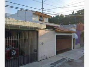 Casa en Venta en Colinas de Santa Barbara Colima