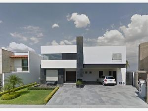 Casa en Venta en Cumbres del Lago Querétaro