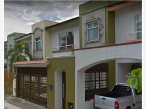 Casa en Venta en Residencial Fluvial Vallarta Puerto Vallarta