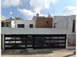 Casa en Venta en Bosques de La Victoria Guadalajara