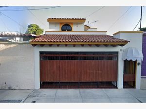 Casa en Venta en Colinas de Santa Barbara Colima