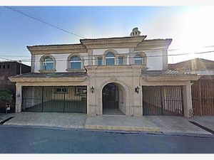 Casa en Venta en El Roble San Nicolás de los Garza