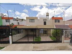 Casa en Venta en Jardines Alcalde Guadalajara