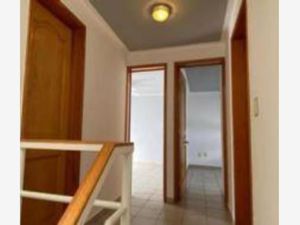 Casa en Venta en Residencial Centro Sur Querétaro