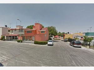 Casa en Venta en Lomas Verdes 1a Sección Naucalpan de Juárez