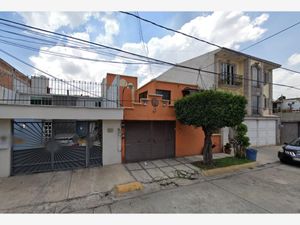 Casa en Venta en Hacienda de Echegaray Naucalpan de Juárez