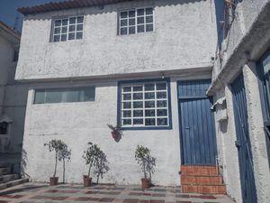 Casa en Venta en Lomas de San Carlos Cantera Ecatepec de Morelos