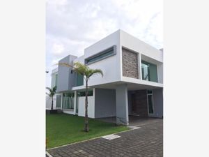 Casa en Venta en Llano Grande (El Salitre) Metepec