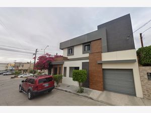 Casa en Venta en Maestros Universitarios Tijuana