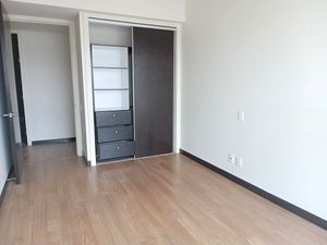 Renta Departamento en Gand Polanco con balcón