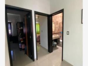 Casa en Venta en Jardines Vista Hermosa Colima