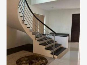 Casa en Venta en Residencial Esmeralda Norte Colima