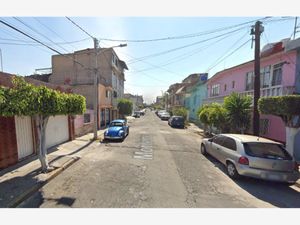 Casa en Venta en Vergel de Guadalupe Nezahualcóyotl