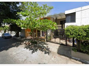 Casa en Venta en Jardines de la Paz Guadalajara