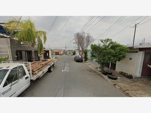 Casa en Venta en La Alianza Sector L Monterrey