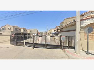 Casa en Venta en Urbiquinta Marsella Tijuana