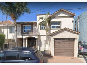 Casa en Venta en Playas de Tijuana Sección Costa de Oro Tijuana