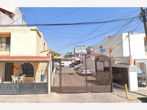 Casa en Venta en Villas Del Nilo Guadalajara