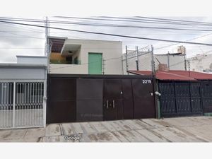 Casa en Venta en Jardines de La Cruz 1a. Sección Guadalajara