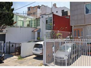 Casa en Venta en Lomas Verdes 5a Sección (La Concordia) Naucalpan de Juárez