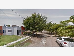 Casa en Venta en Llanos de San José Tecomán