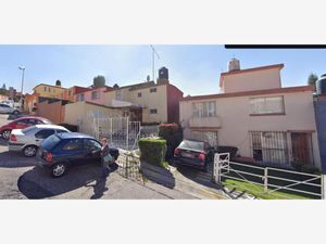 Casa en Venta en Lomas Verdes (Conjunto Lomas Verdes) Naucalpan de Juárez